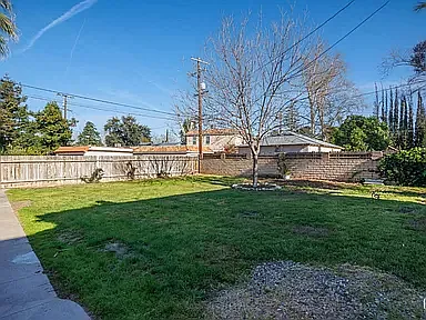 1706 Alta Vista Dr — Photo 13