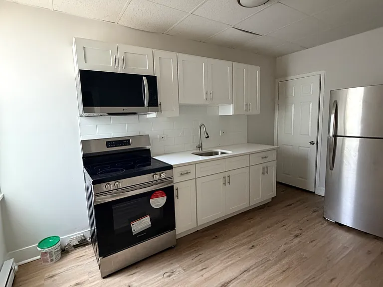 3563 Emerald St #2 — Photo 2