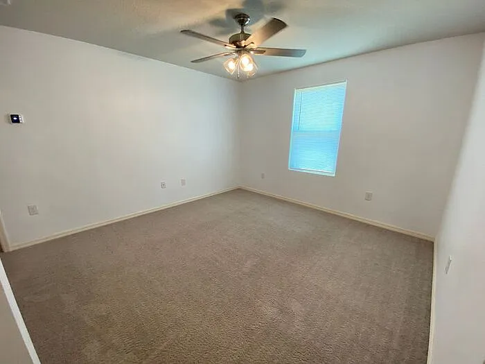 204 Gladiola Ct — Photo 12