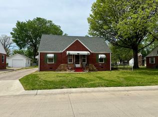 441 D St NW, Miami, OK 74354