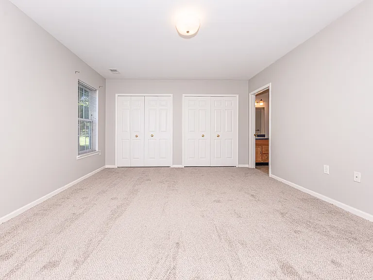 2646 S Knightsbridge Cir #1 — Photo 34