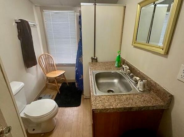 lewiston-maine-448098758 picture