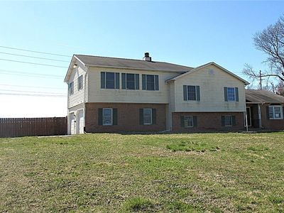 636 E National Pike, Washington, PA, 15301