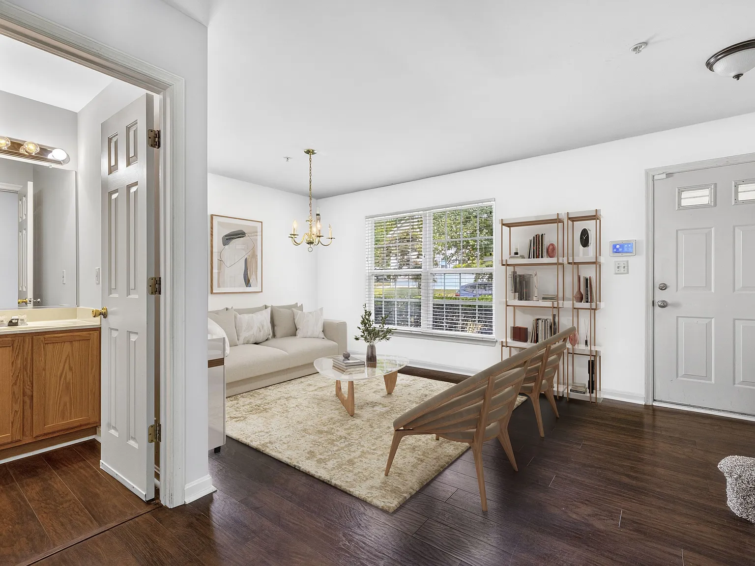 3 bed, 1634 sqft, $3,500 — Photo 3