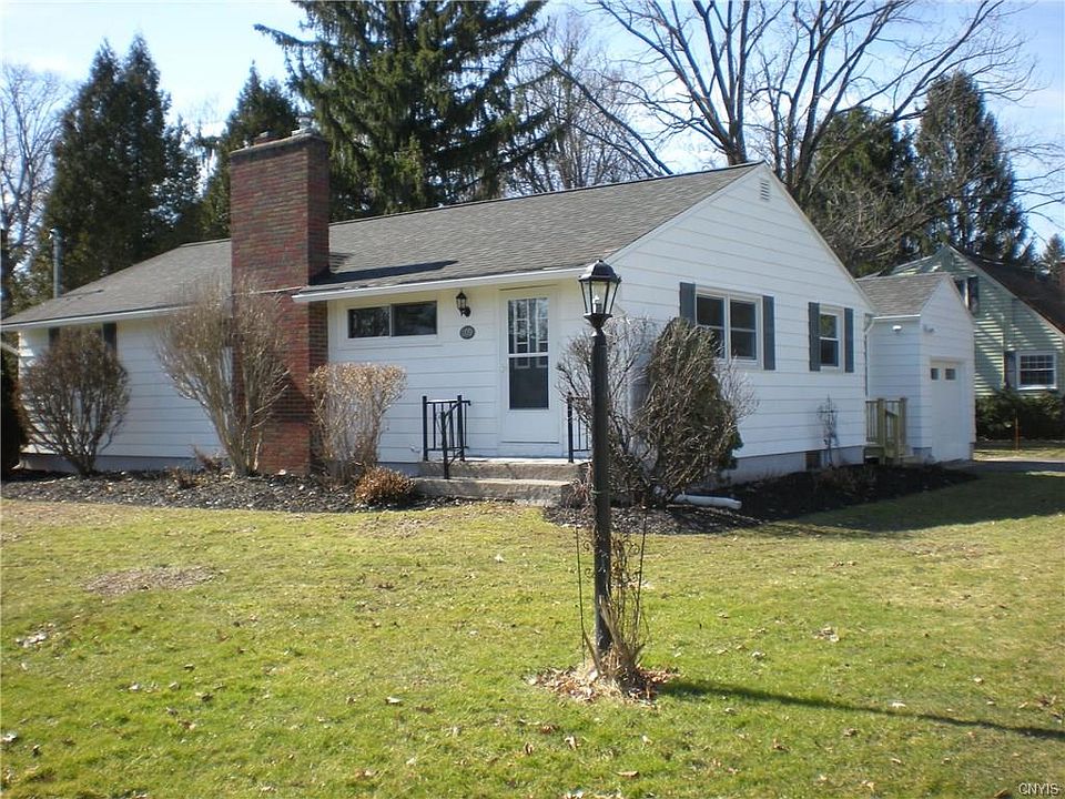 1st image of 109 Fayette Dr