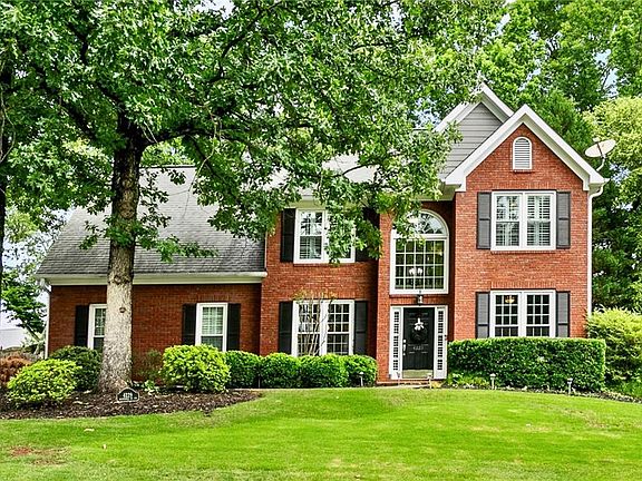 2nd image of 4229 Sheffield Ct NW