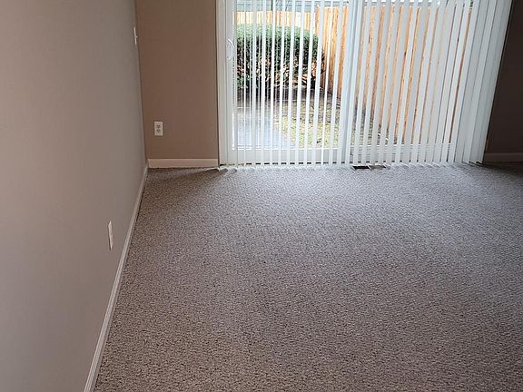 3rd image of 1750 Grant Ave