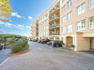 2 Wharfside St APT 4B, Charleston, SC 29401