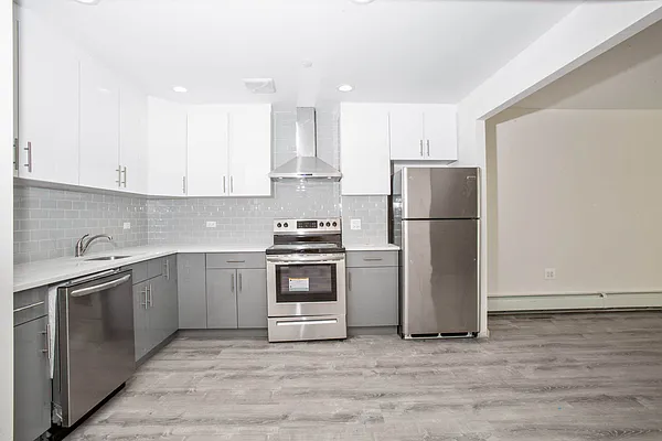 Rented by Astir Realty LLC | media 11