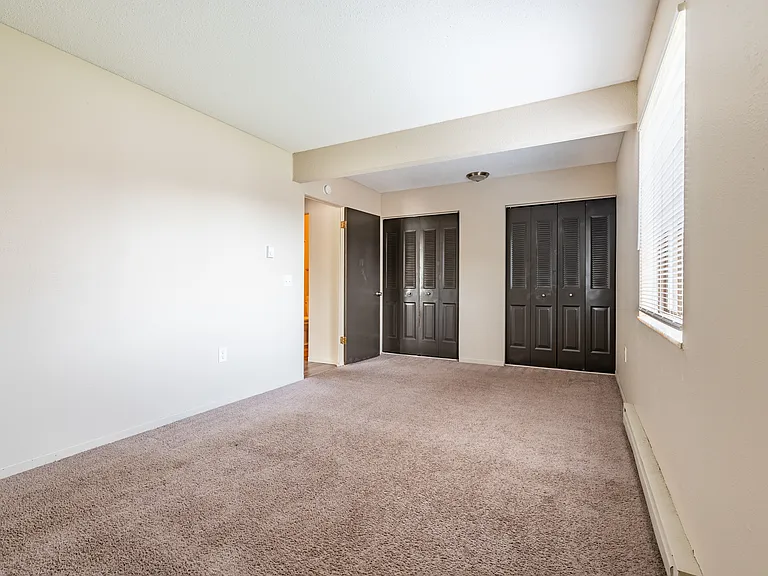 2BR, 1BA - 800SF- Primary Bedroom