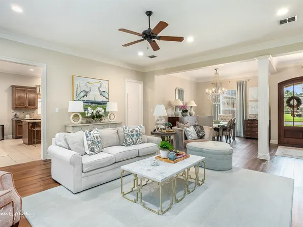 403 Saint Charles Blvd, Shreveport, LA 71106