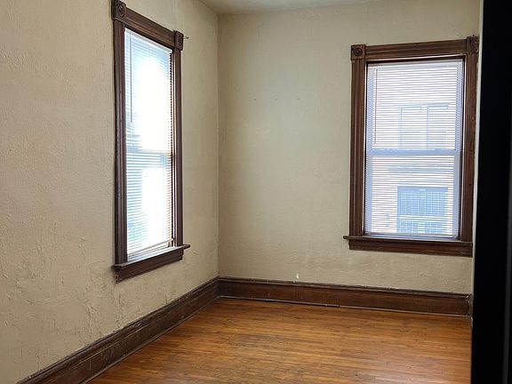 5th image of 2632 Ohio Ave Floor 2