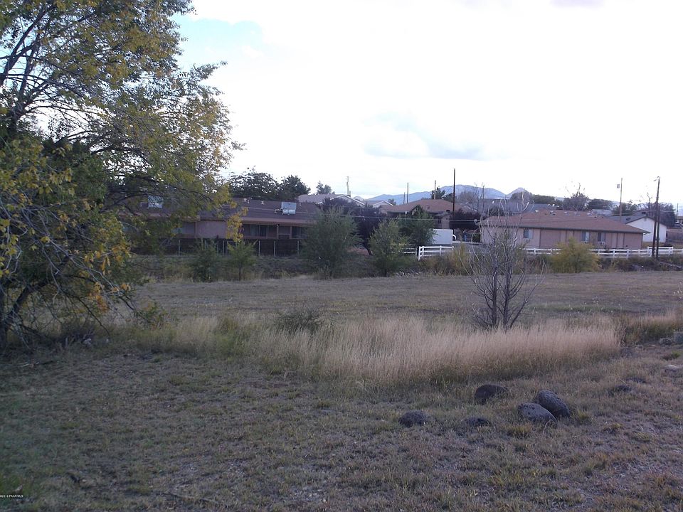 2nd image of 3901 N Dana Ct