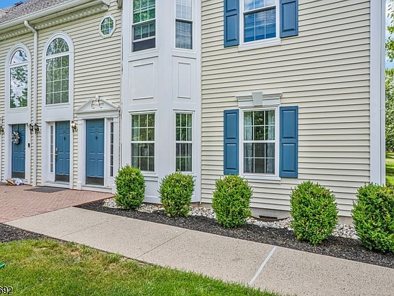 2nd image of 130 Arbor Way