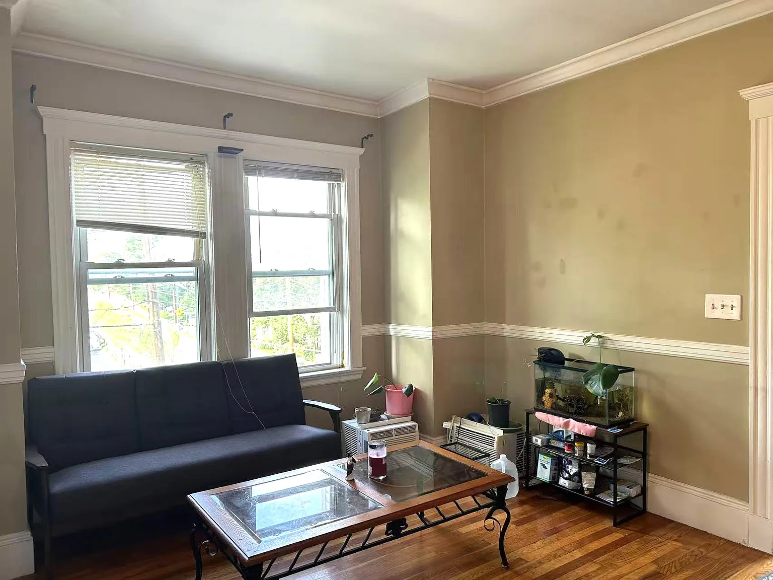 3 bed, 1200 sqft, $1,000 — Photo 4