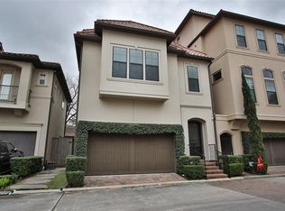 909 Queen Annes Rd, Houston, TX 77024