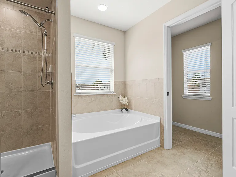 8457 Karpeal Dr — Photo 39