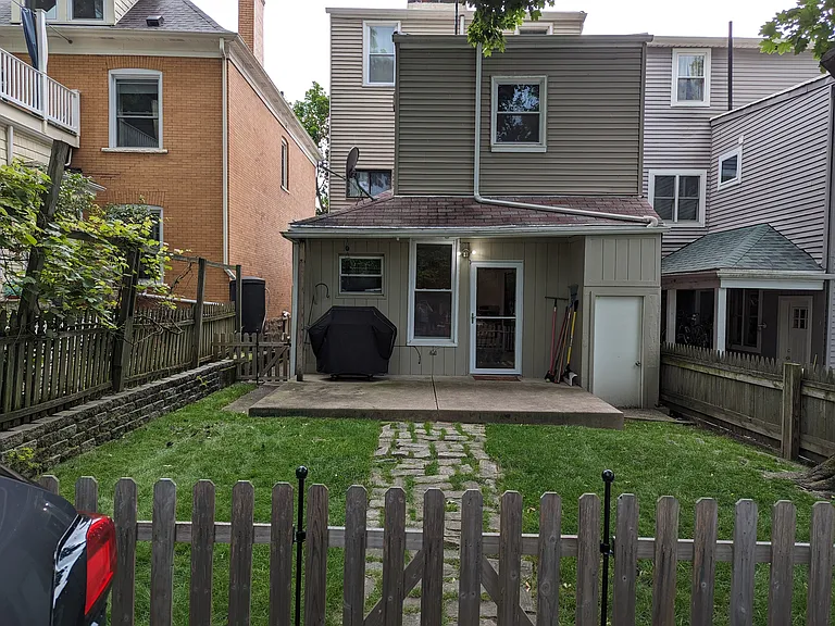 621 Kirtland St — Photo 59