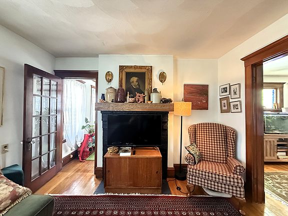 3rd image of 79 Chester Rd Floor 2