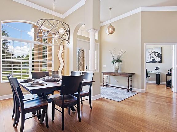 3rd image of 226 Heatherbrooke Cir