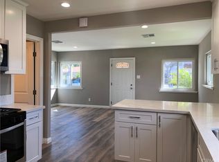 141 W 220th St, Carson, CA 90745