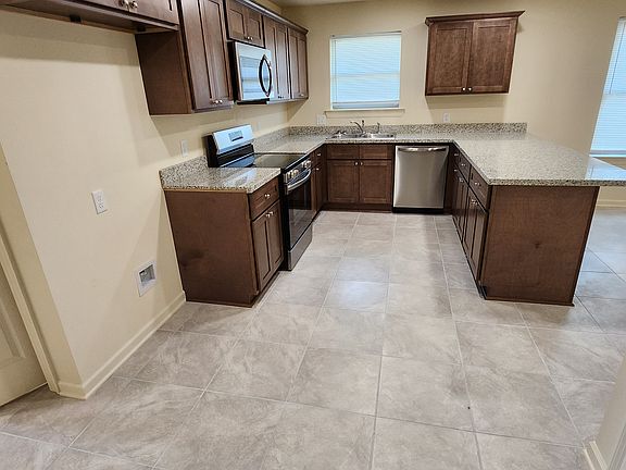 Entrance to kitchen