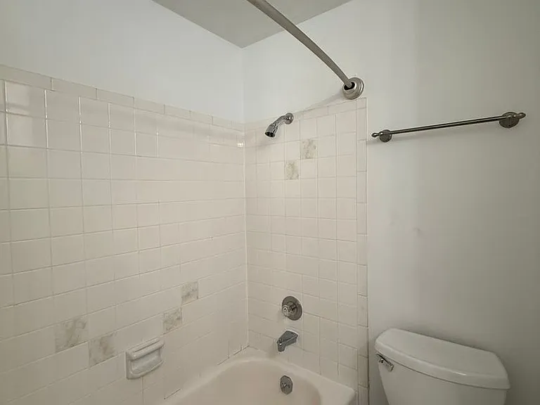 595 Mar Loop — Photo 11
