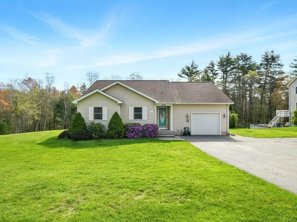 381 N Liberty St, Belchertown, MA 01007