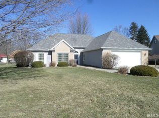 922 Arthur St, Rochester, IN 46975