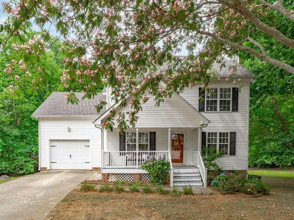 100 Peakhill Rd, Holly Springs, NC 27540
