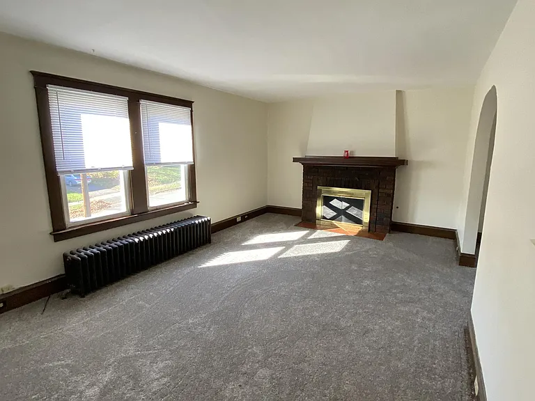 92 Carrollton Ave — Photo 4