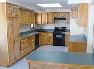 82 Harris Rd, Nashua, NH 03062