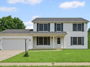 706 Pheasant Ln, Savoy, IL