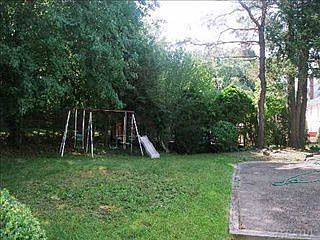 2nd image of 2 Rosanne Ct