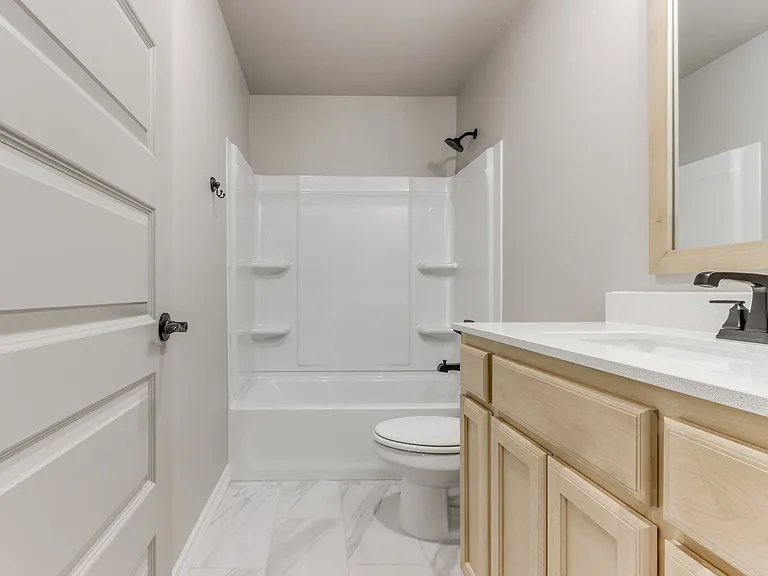 Upstairs Secondary Bathroom