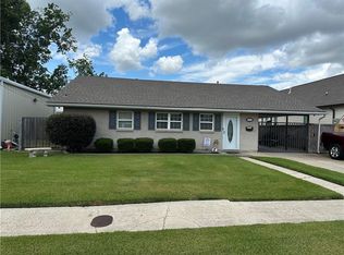 10515 Salem St, River Ridge, LA 70123