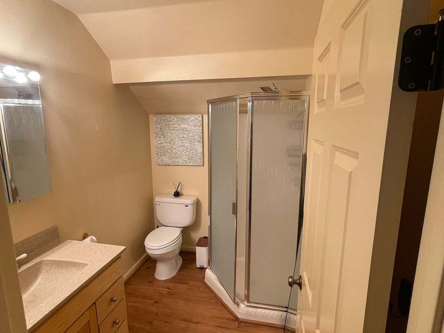 1 bed, 685 sqft, $2,400 — Photo 4