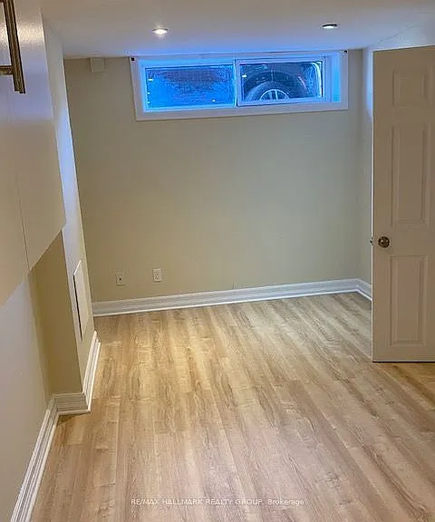 570 Gladstone Ave #1 — Photo 16