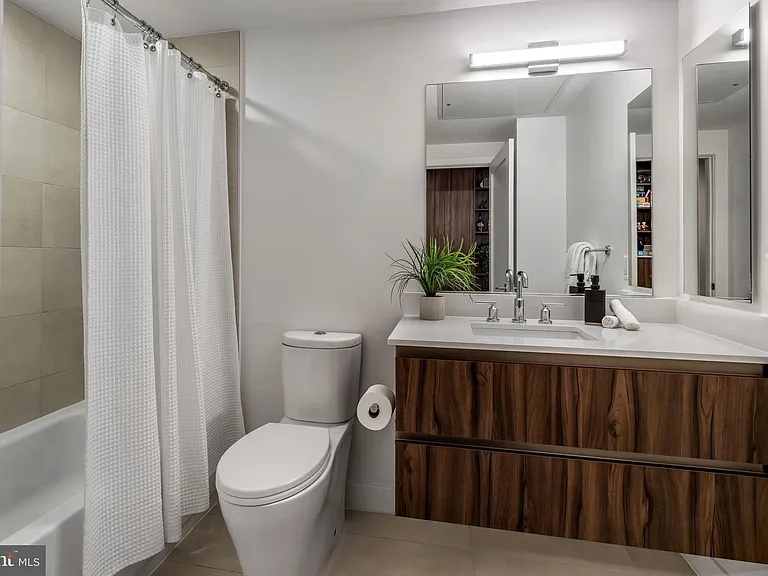 37 L St SE #803 — Photo 21