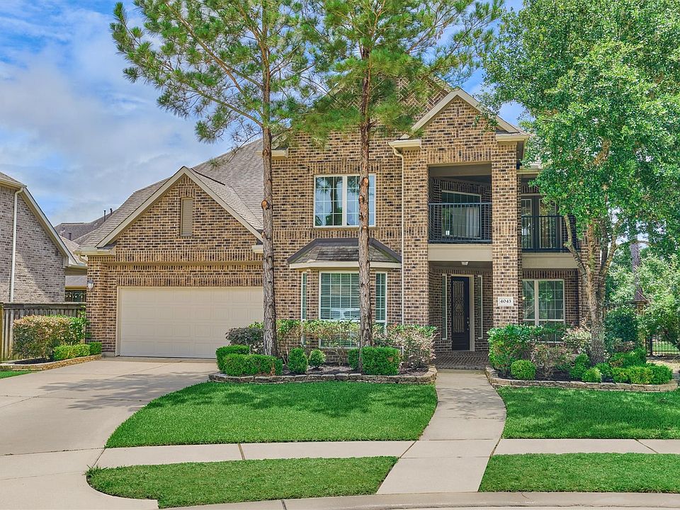 1st image of 4043 Steep Woods Dr