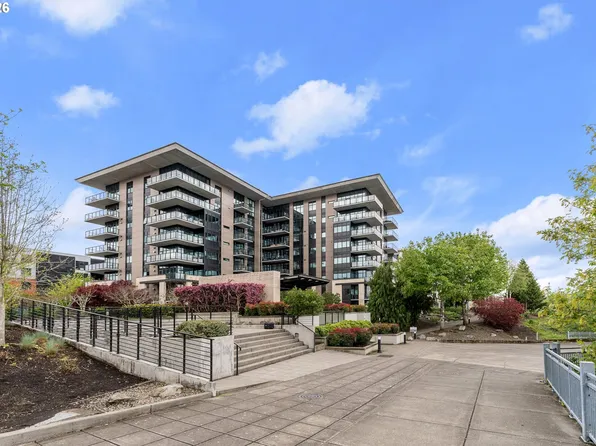 1830 NW Riverscape St APT 407, Portland, OR 97209