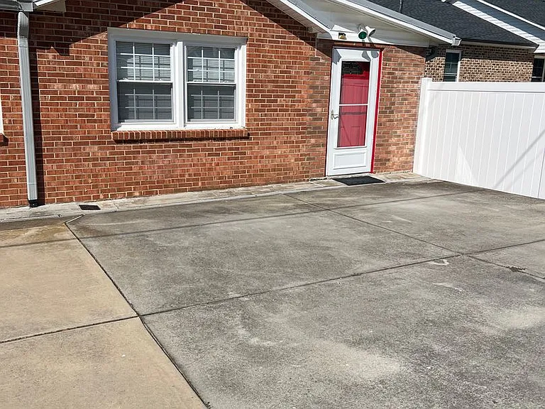 514 Monroe St — Photo 1