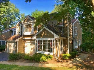 25 Stone Run Rd, Bedminster, NJ 07921