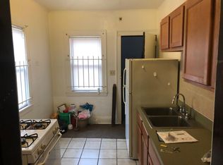 697 Eddy Rd APT 2, Cleveland, OH 44108