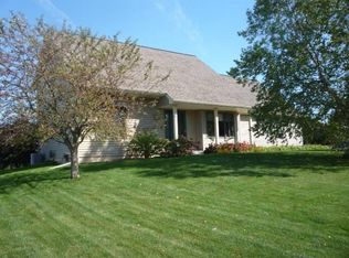 3729 Grays Ln, Racine, WI 53406