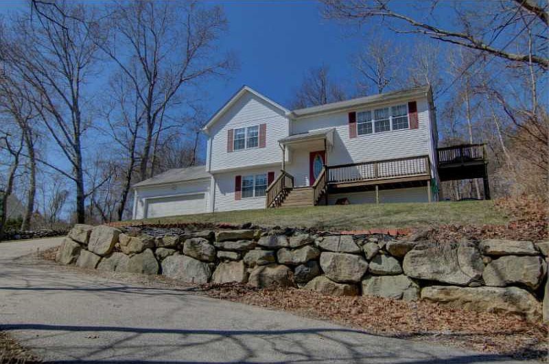 1st image of 26 Sherman Ct