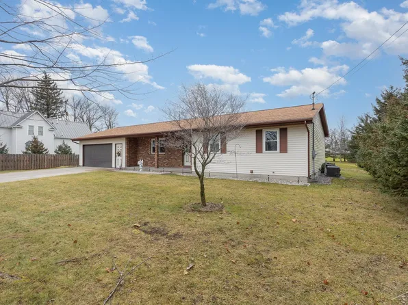 6784 Seven Mile Rd, Freeland, MI 48623