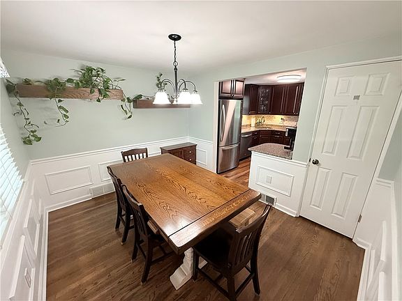 5th image of 317 Noel Dr