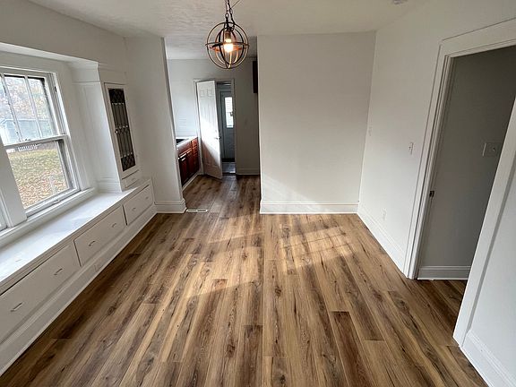 4th image of 4642 Horton Rd