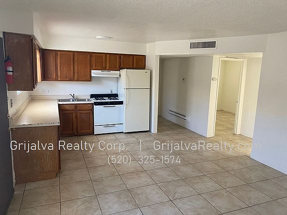 3rd image of 5813 E 26th St #5815-01